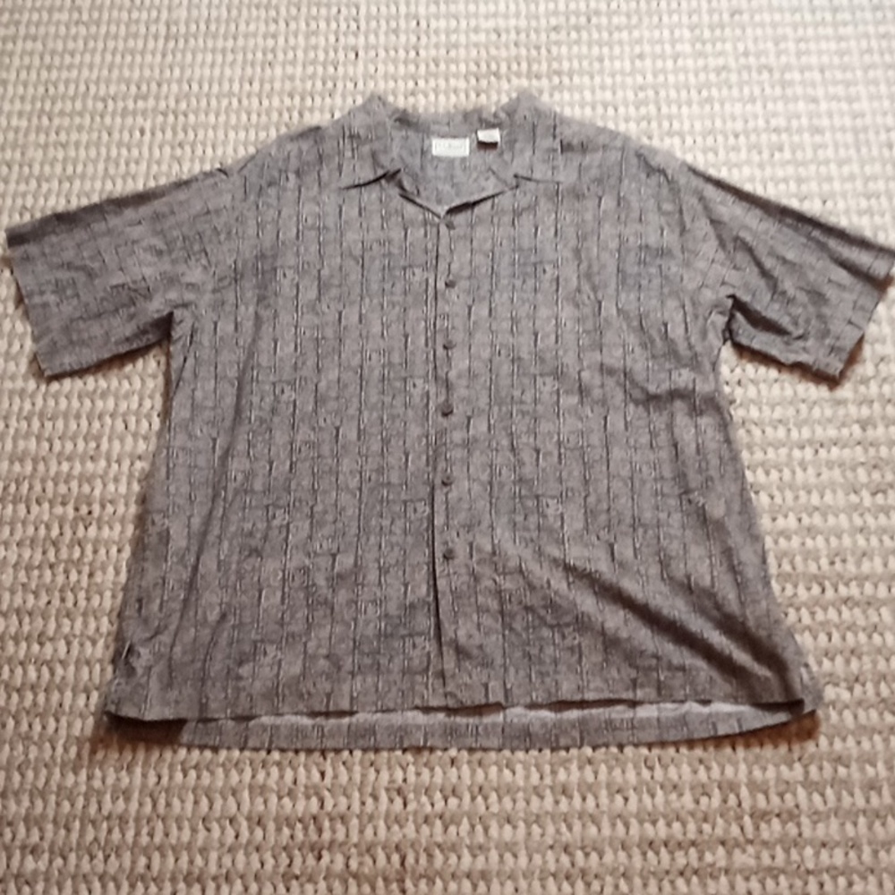 LL Bean Button Up XL Collar Shirt Top